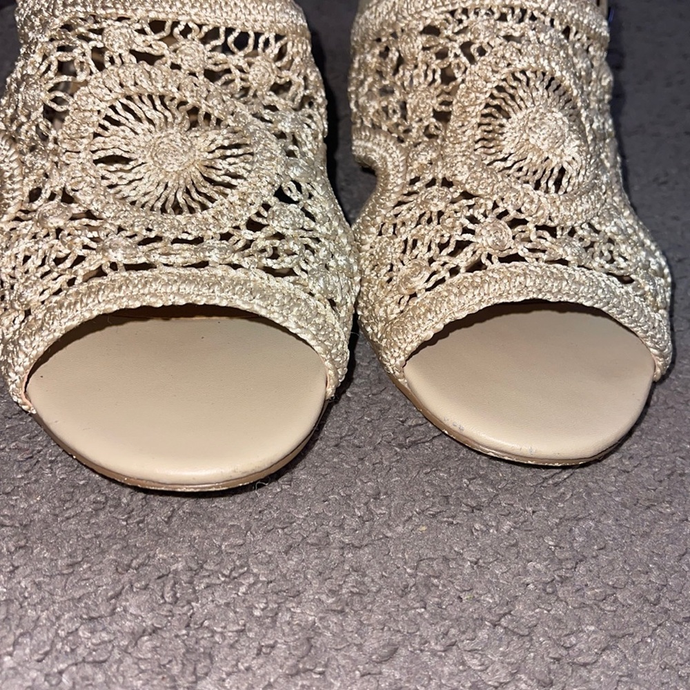 Comfortview Tan Crochet Sandals - Picture 3 of 4
